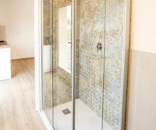 Borgoroma - Business & Apartamento