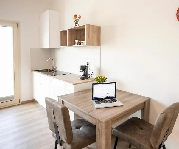 Borgoroma - Business & Apartamento