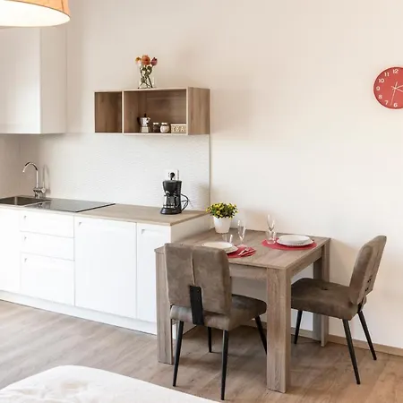 Borgoroma - Business & Apartment