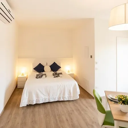 Apartment Borgoroma - Business & Verona